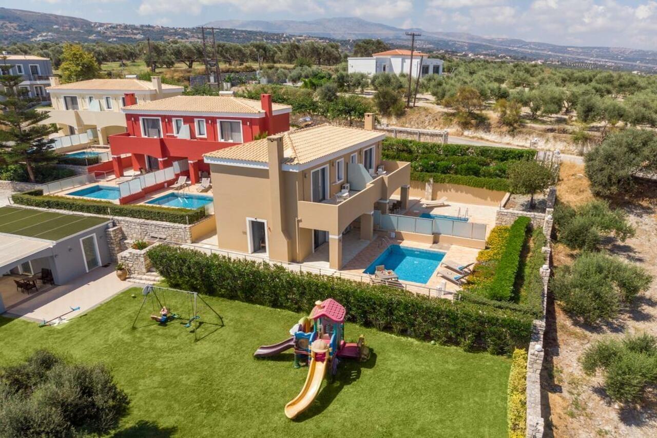 אדליאנוס קומפוס Carme Villas מראה חיצוני תמונה