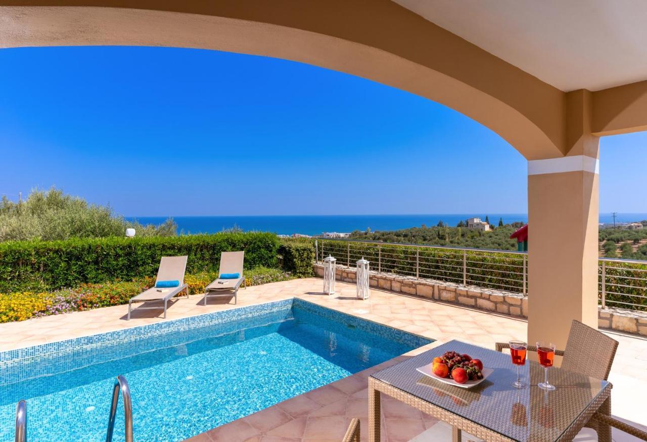 אדליאנוס קומפוס Carme Villas מראה חיצוני תמונה