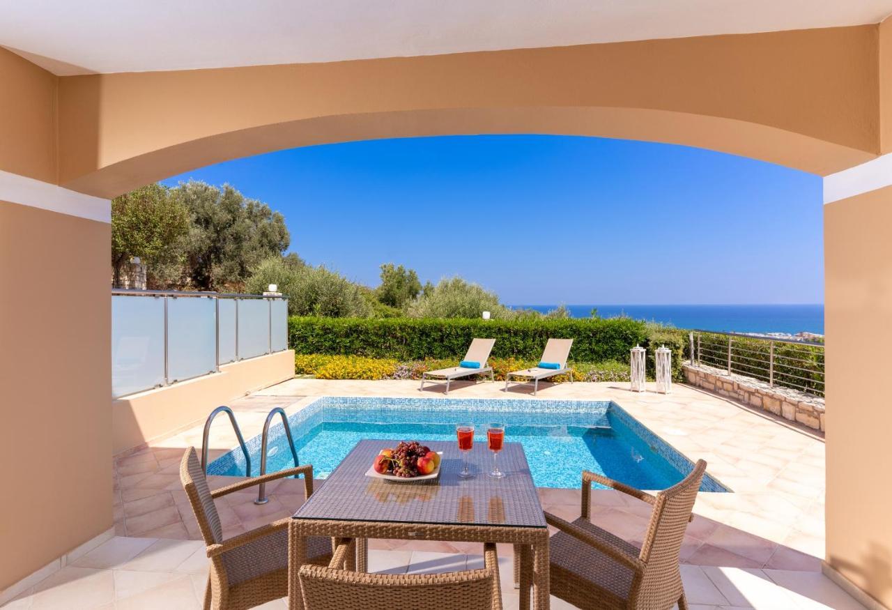 אדליאנוס קומפוס Carme Villas מראה חיצוני תמונה